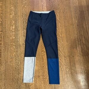 Outdoor Voices 7/8 Active Leggings Navy Blue Gray Colorblock Women’s Size Small